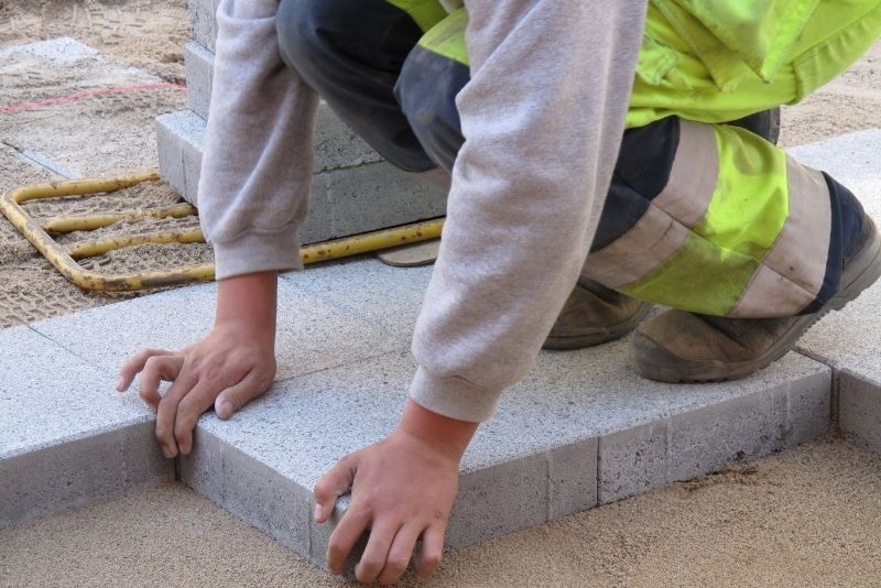 concrete sidewalk grinding contractors