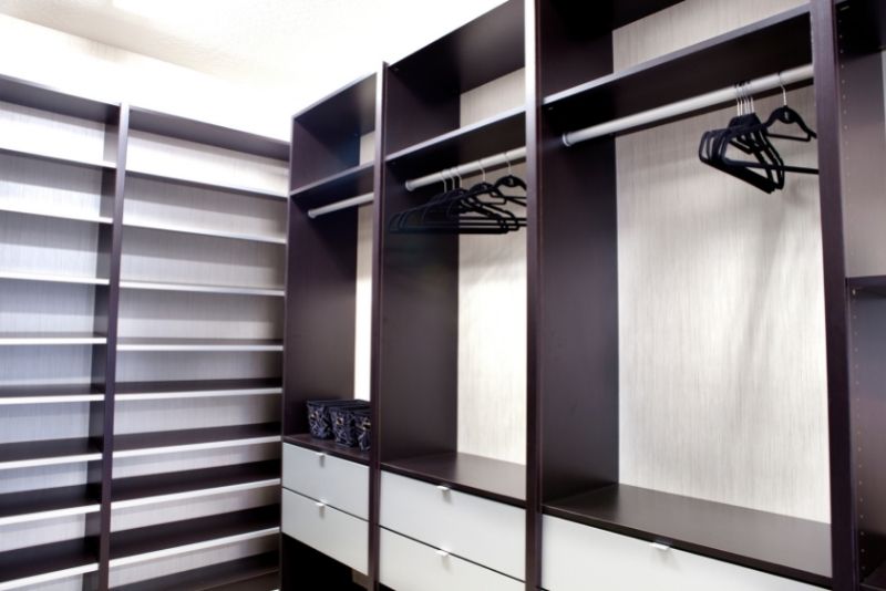 slim fitted wardrobes